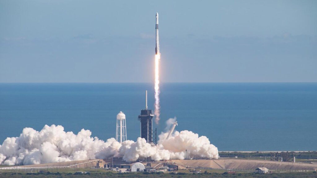 A SpaceX Falcon 9 rocket lifts off from Launch Complex 39A at Kennedy Space Center in Florida at 11:17 a.m. EST on Dec. 6, 2020, carrying the uncrewed cargo Dragon spacecraft on its journey to the International Space Station for NASA and SpaceXs 21st Commercial Resupply Services (CRS 21) mission. Dragon will deliver more than 6,400 pounds of science investigations and cargo to the orbiting laboratory. The mission marks the first launch for SpaceX under NASAs CRS 2 contract.