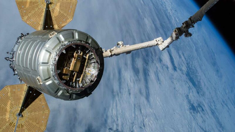Conducting Research on the ISS - ISS National Lab