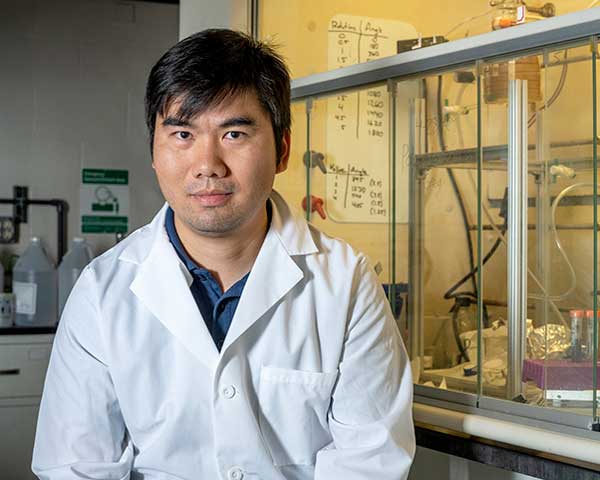 case-study-tengfei-luo Tengfei Luo in his lab at the University of Notre Dame.